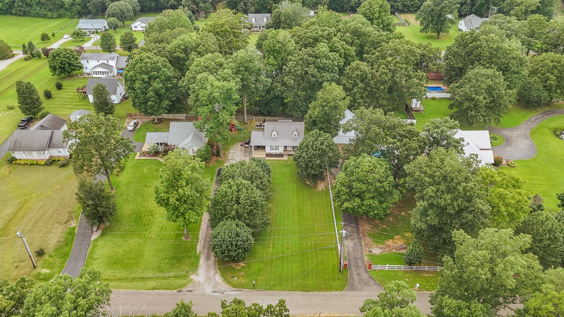 80 Tom Way Savannah, TN 38372 - Photo 22 of 33 view of a garden