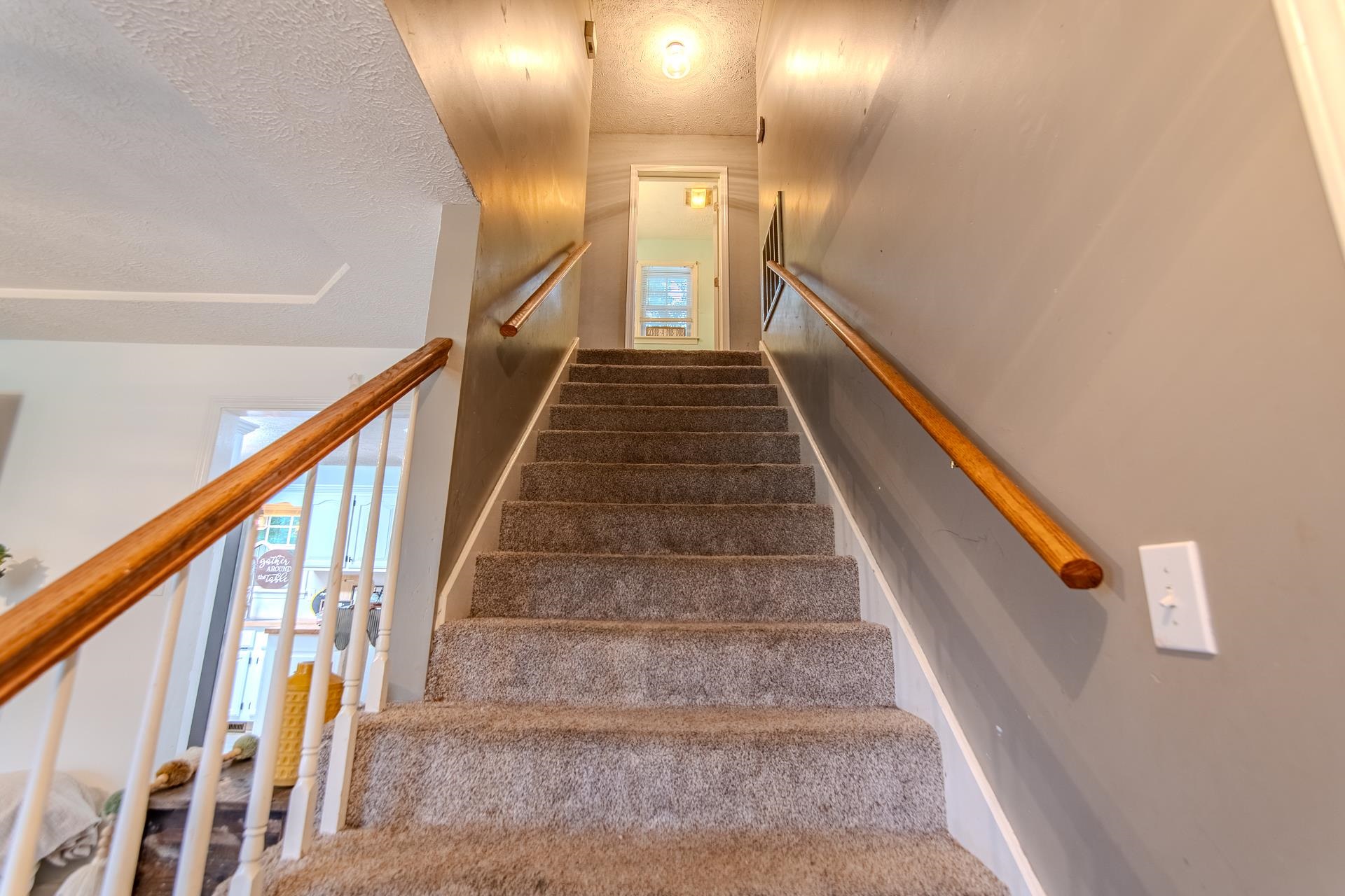 80 Tom Way Savannah, TN 38372 - Photo 31 of 33 a view of entryway