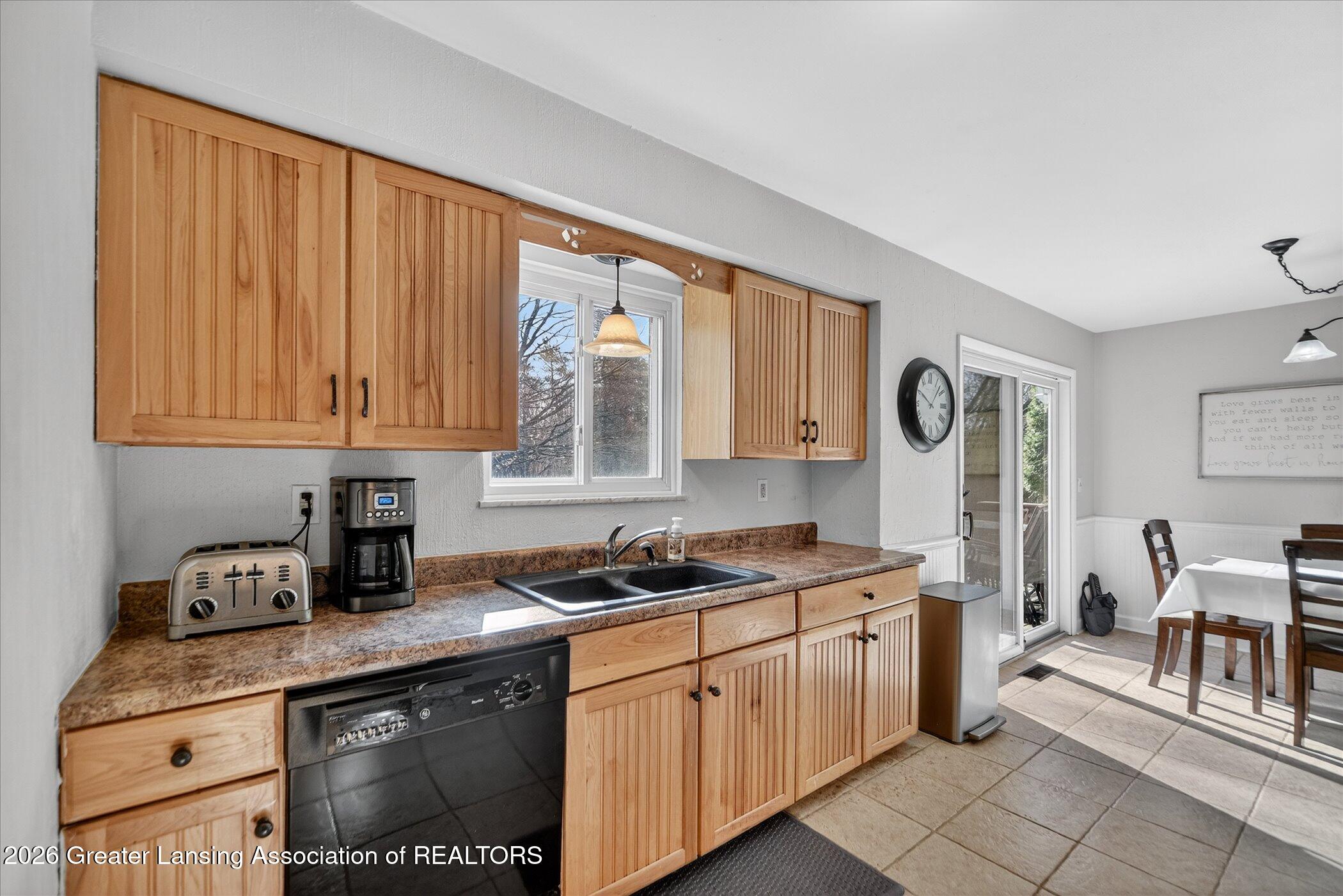 2954 Dobie Road Mason, MI 48854 - Photo 11 of 42 12-2954-Dobie-Rd-WindowStill
