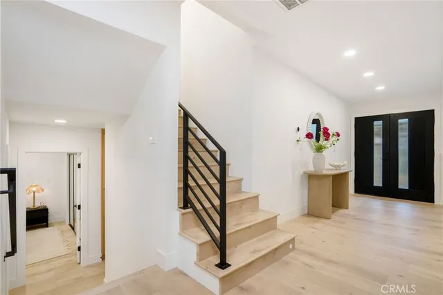 $1,795,000 | 14457 Glorietta Drive, Sherman Oaks, CA 91423