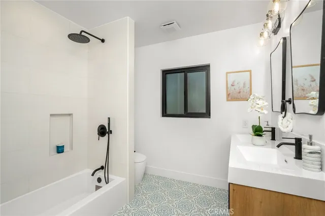 $1,795,000 | 14457 Glorietta Drive, Sherman Oaks, CA 91423