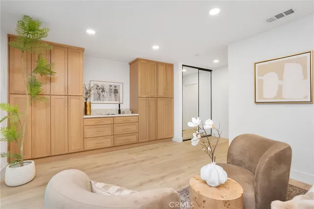 $1,795,000 | 14457 Glorietta Drive, Sherman Oaks, CA 91423