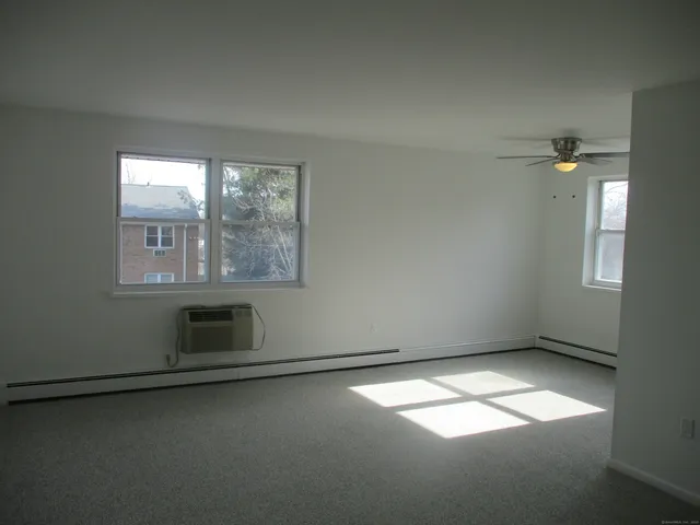 $1,975 | 1 Walter Avenue, Unit 15, Norwalk, CT 06851