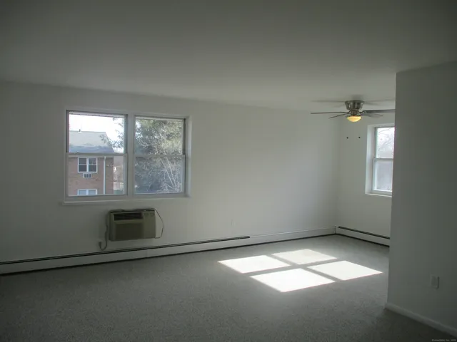 $1,975 | 1 Walter Avenue, Unit 15, Norwalk, CT 06851