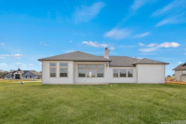 $524,999 | 152 Pradera Ridge, Floresville, TX 78114