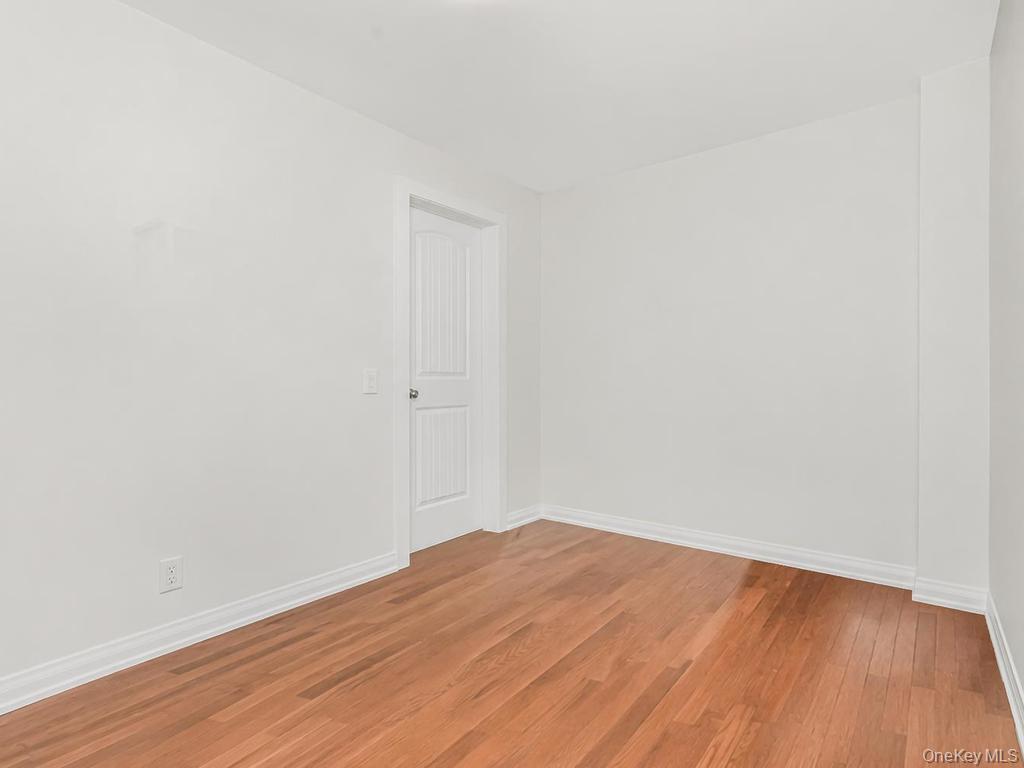 3057 Williamsbridge Road Bronx, NY 10467 - Photo 5 of 9 Gallery Image 5