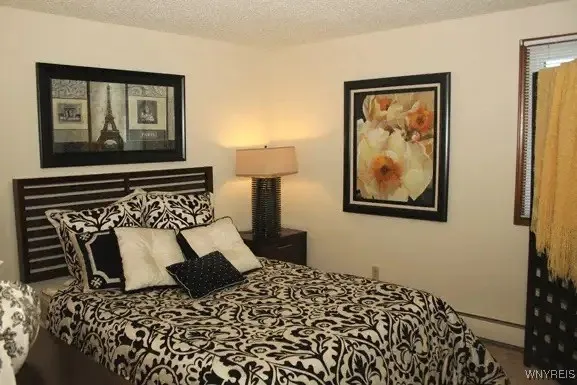 $1,250 | 131 Peppertree Drive, Amherst, NY 14228