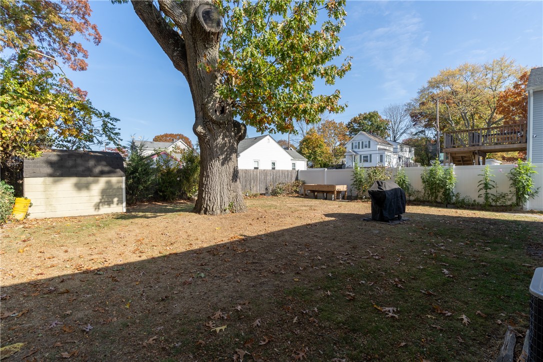 79 Morris Avenue Pawtucket, RI 02860 - Photo 7 of 24 Gallery Image 7