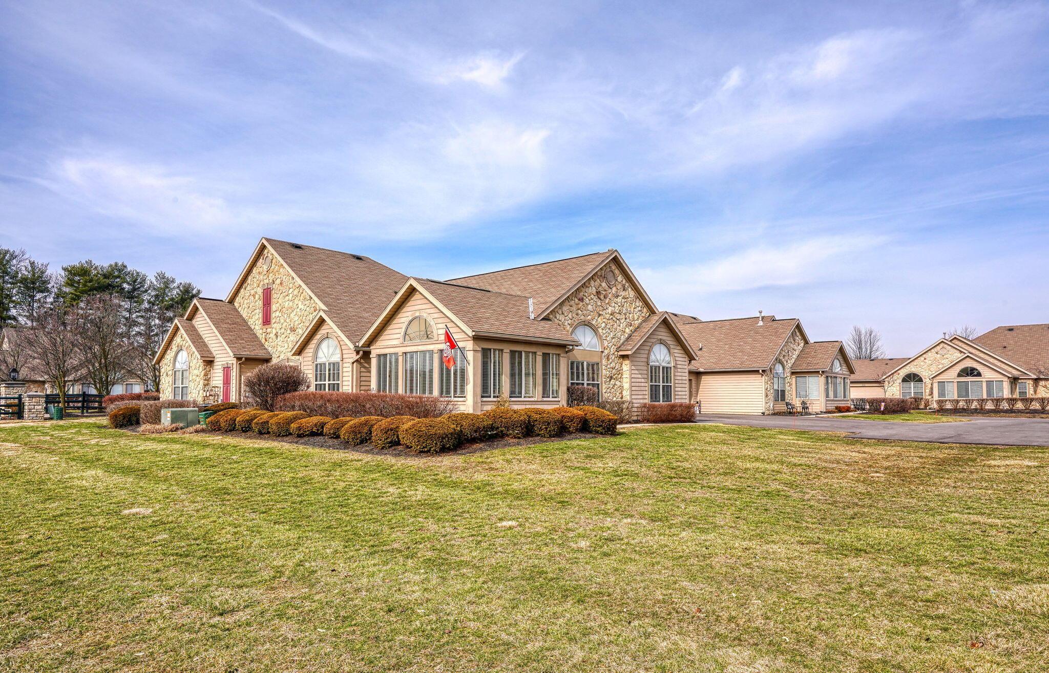 3725 Stoneway Point Powell, OH 43065 - Photo 41 of 54 3725 Stoneway Pt (56)