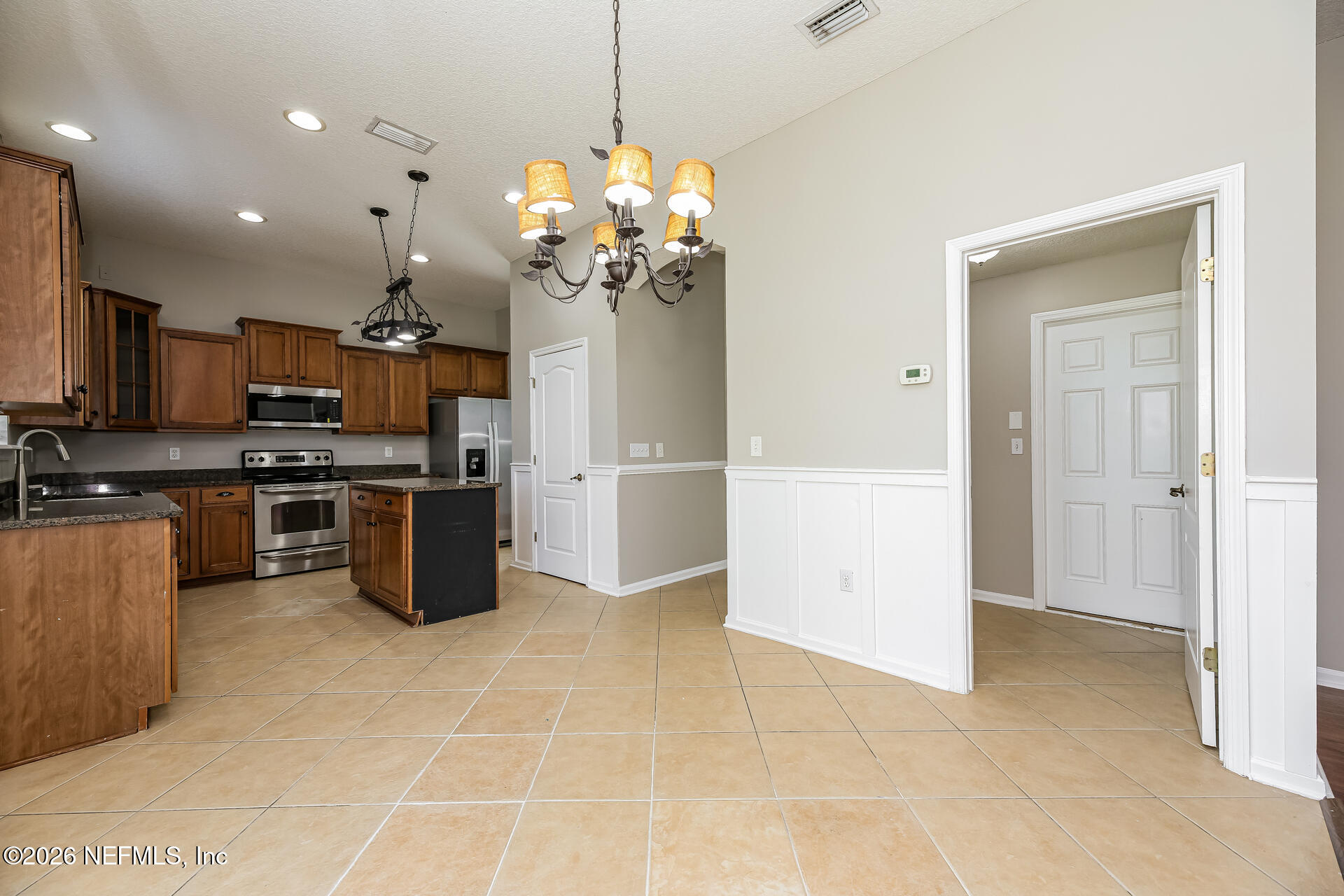 729 Porta Rosa Circle St. Augustine, FL 32092 - Photo 8 of 29 7-photo-Breakfast-Nook-cf59a6f1-eb75-46d