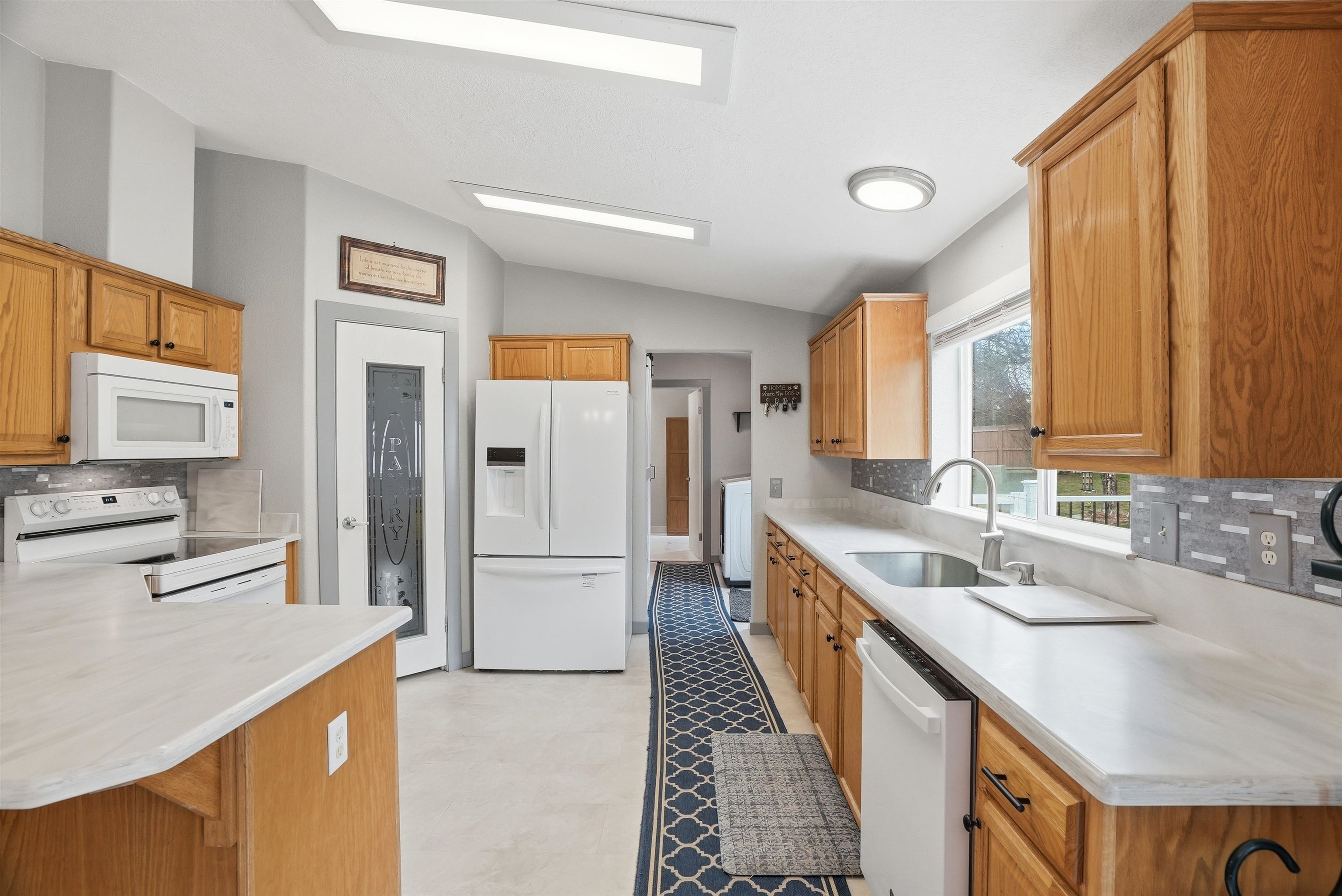 5483 South Swenson Road Deer Park, WA 99006 - Photo 12 of 49