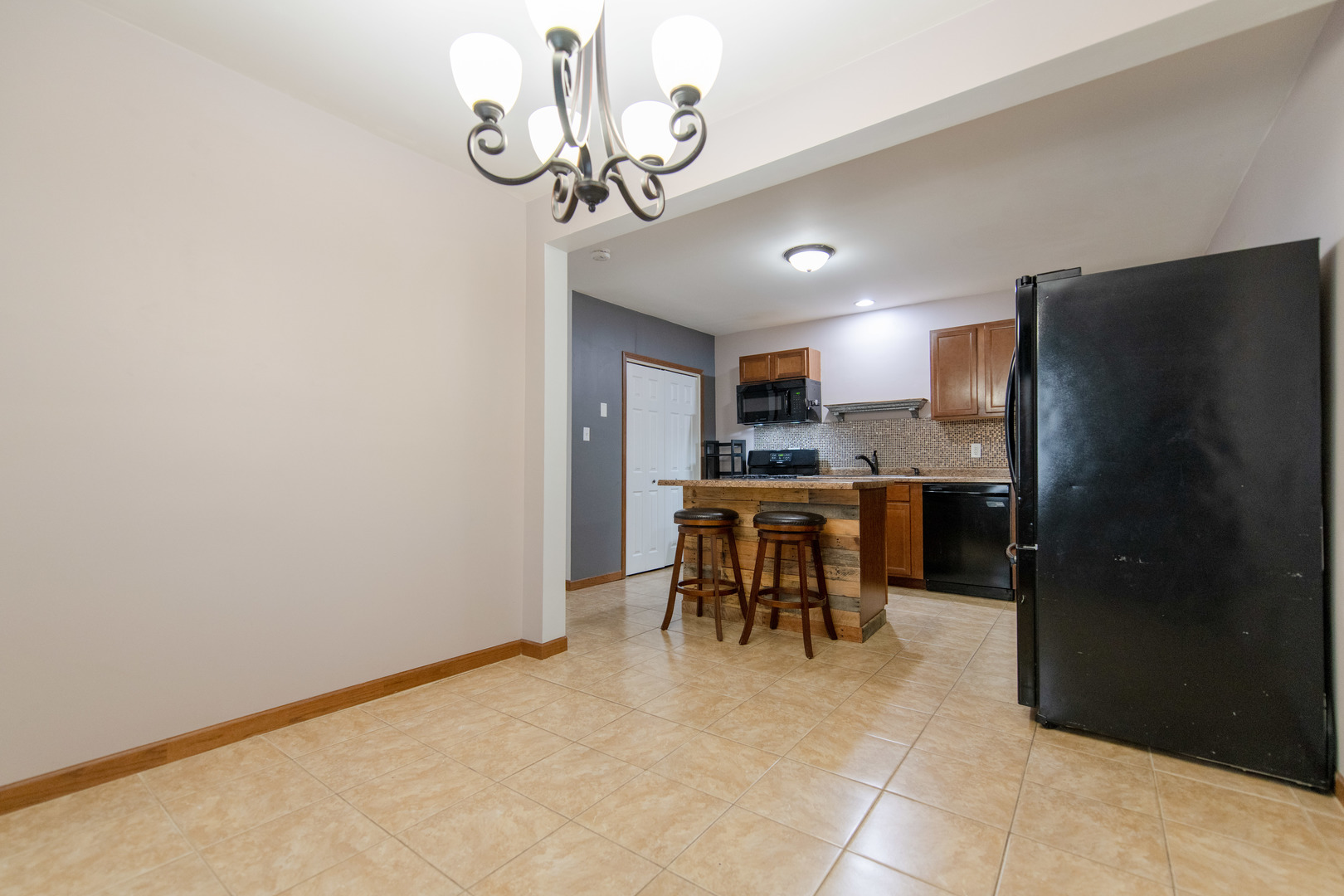 511 Armstrong Street Morris, IL 60450 - Photo 12 of 23