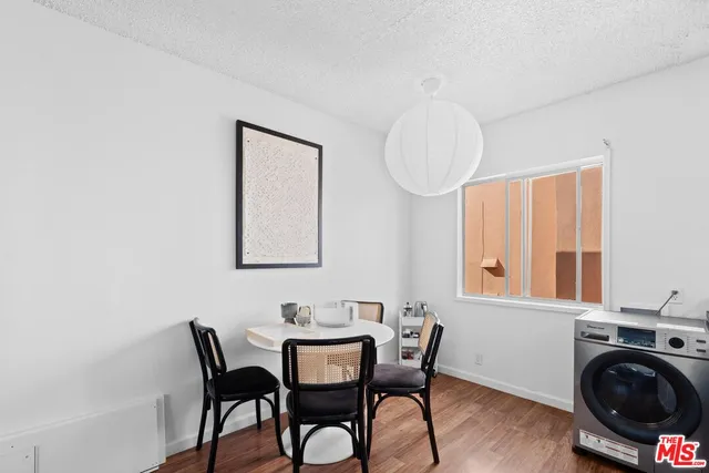 $1,849,000 | 125 Brooks Avenue, Venice, CA 90291