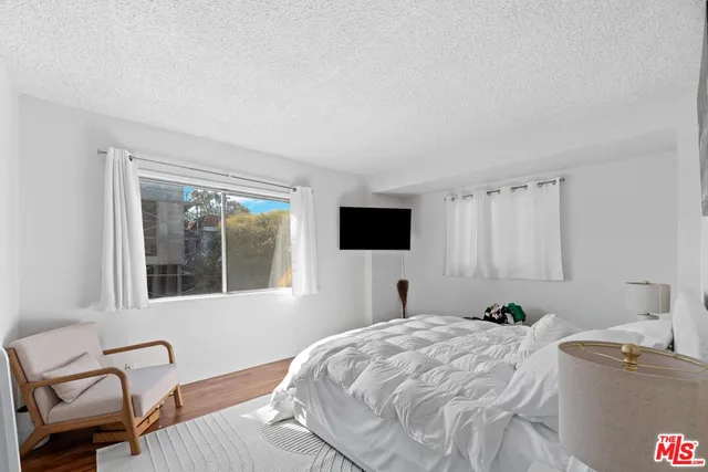 $1,849,000 | 125 Brooks Avenue, Venice, CA 90291