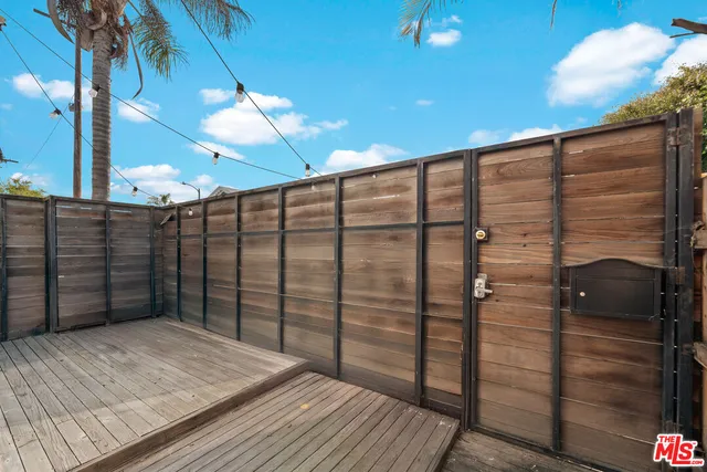 $1,849,000 | 125 Brooks Avenue, Venice, CA 90291