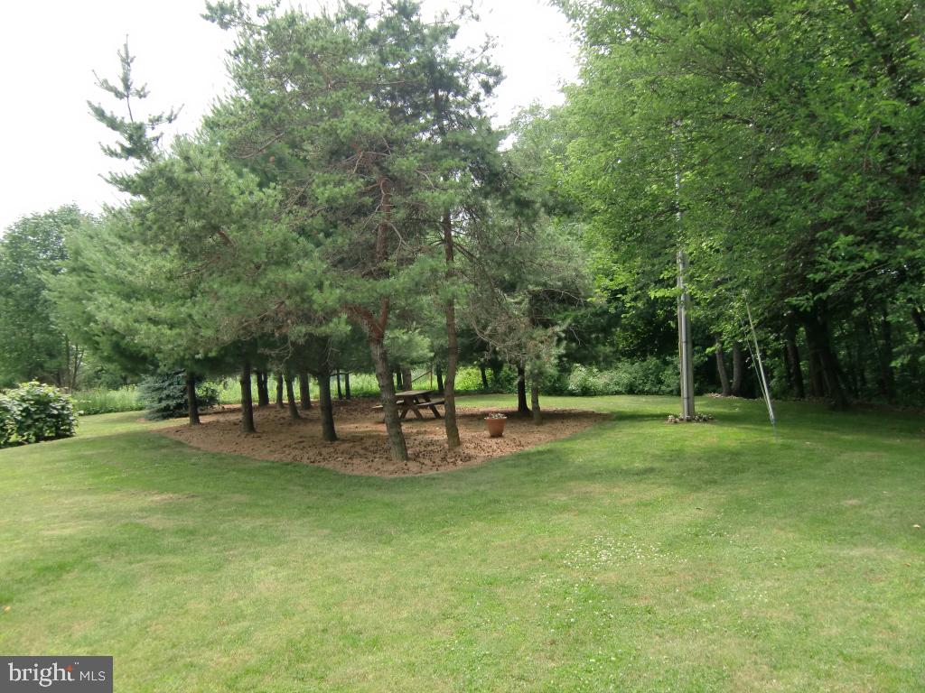1041 Meckville Road Bethel, PA 19507 - Photo 8 of 17 Gallery Image 8