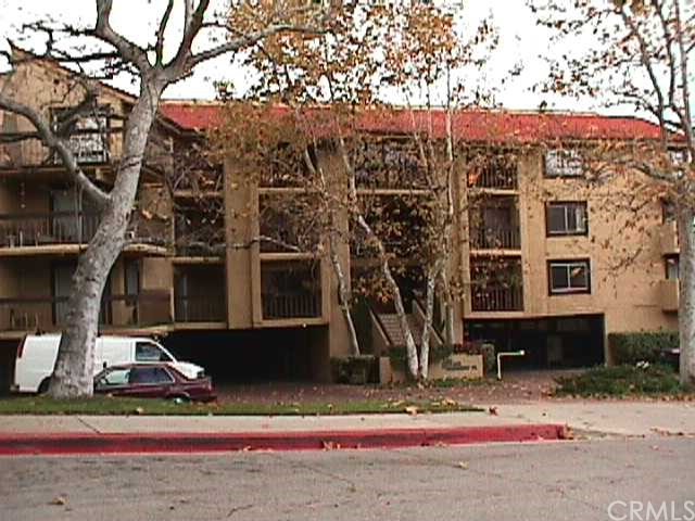 a view of multiple house