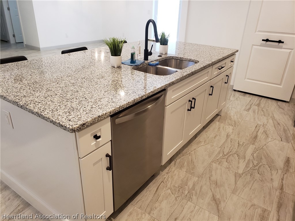 2247 West Longbottom Road Avon Park, FL 33825 - Photo 6 of 21 a close view of sink and tap