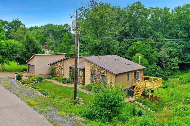 $355,900 | 6001 Felstead Road, Evansville, IN 47712