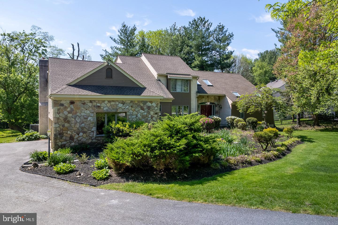 4 East Spring Oak Circle Media, PA 19063 - Photo 2 of 61