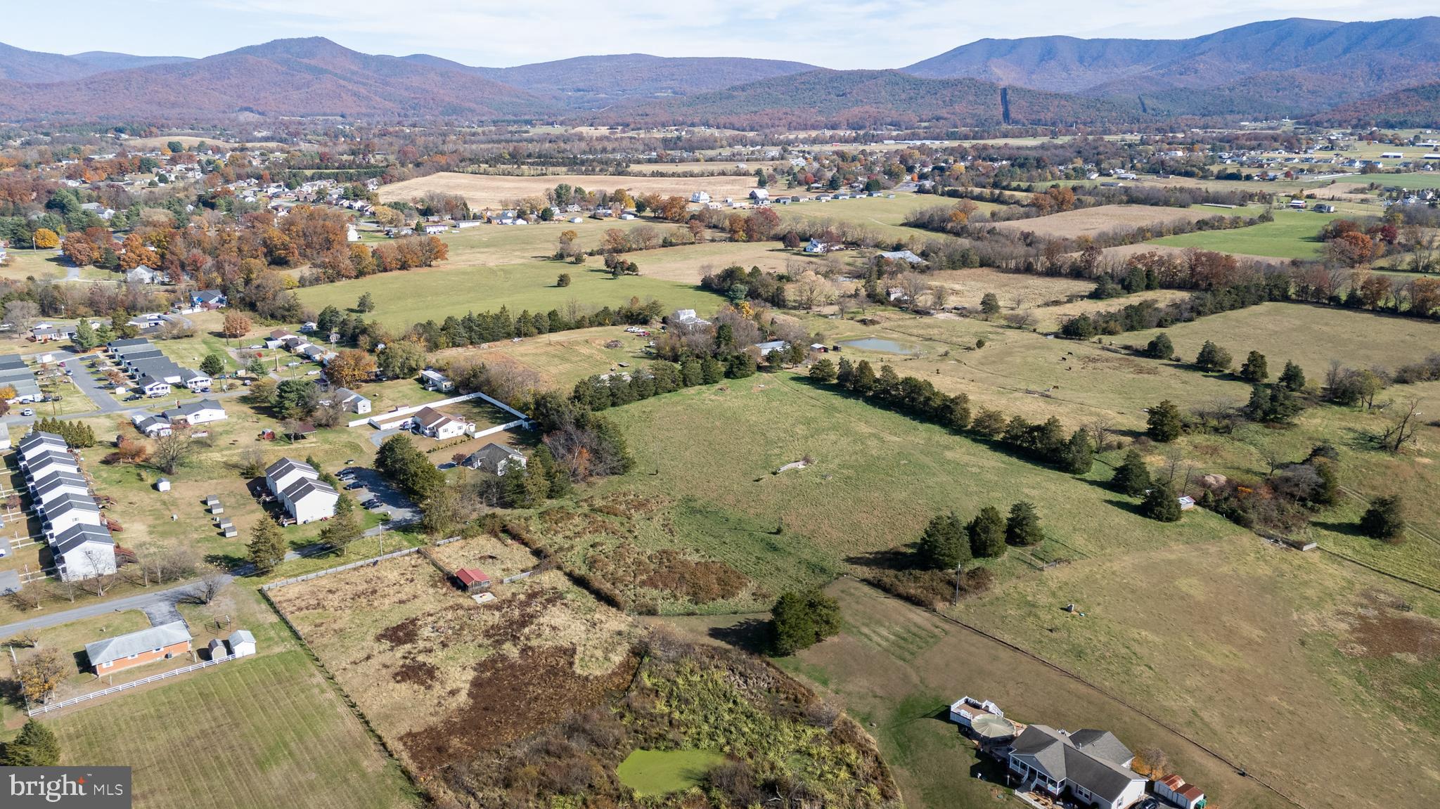 Seventh Street Luray, VA 22835 - Photo 15 of 17 an aerial view of residential house and sandy dunes