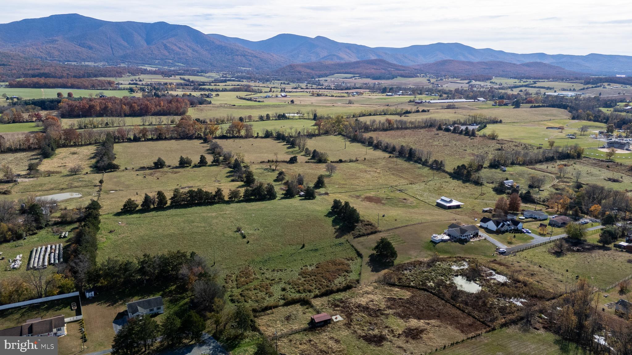 Seventh Street Luray, VA 22835 - Photo 16 of 17 an aerial view of residential house and sandy dunes