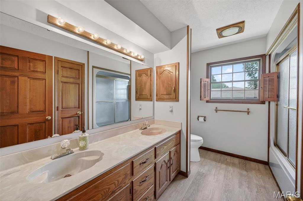 2023 King James Road Lebanon, MO 65536 - Photo 20 of 56