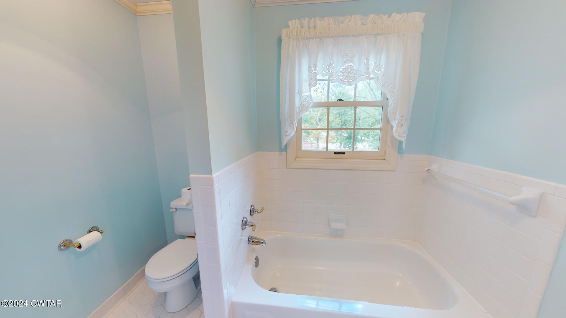 1005 Valley Road Dyersburg, TN 38024 - Photo 25 of 28 1005-Valley-Rd-07182024_152506