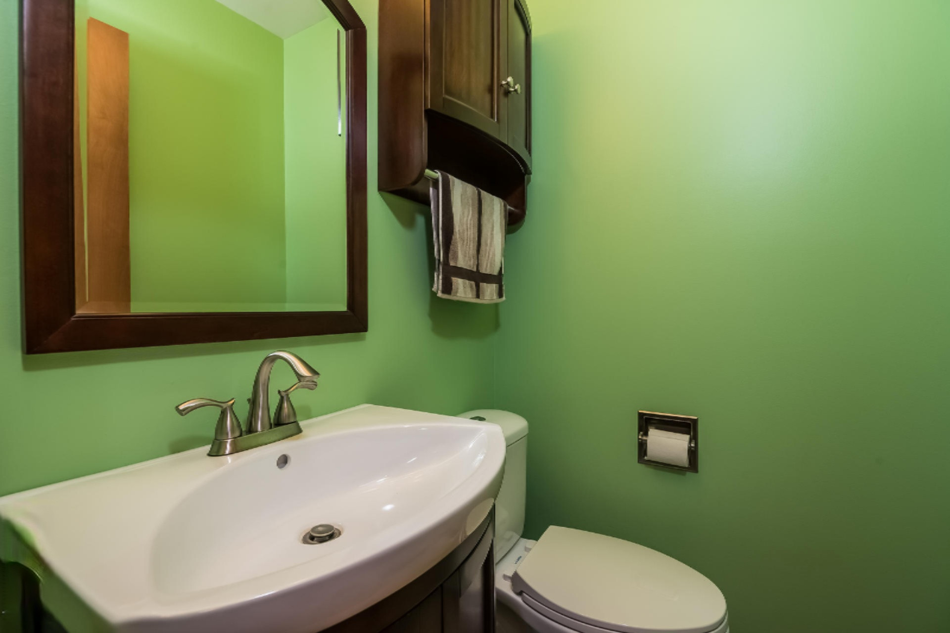 15562 Rannes Street Spring Lake, MI 49456 - Photo 18 of 33 019-Powder_Room-3165528-medium