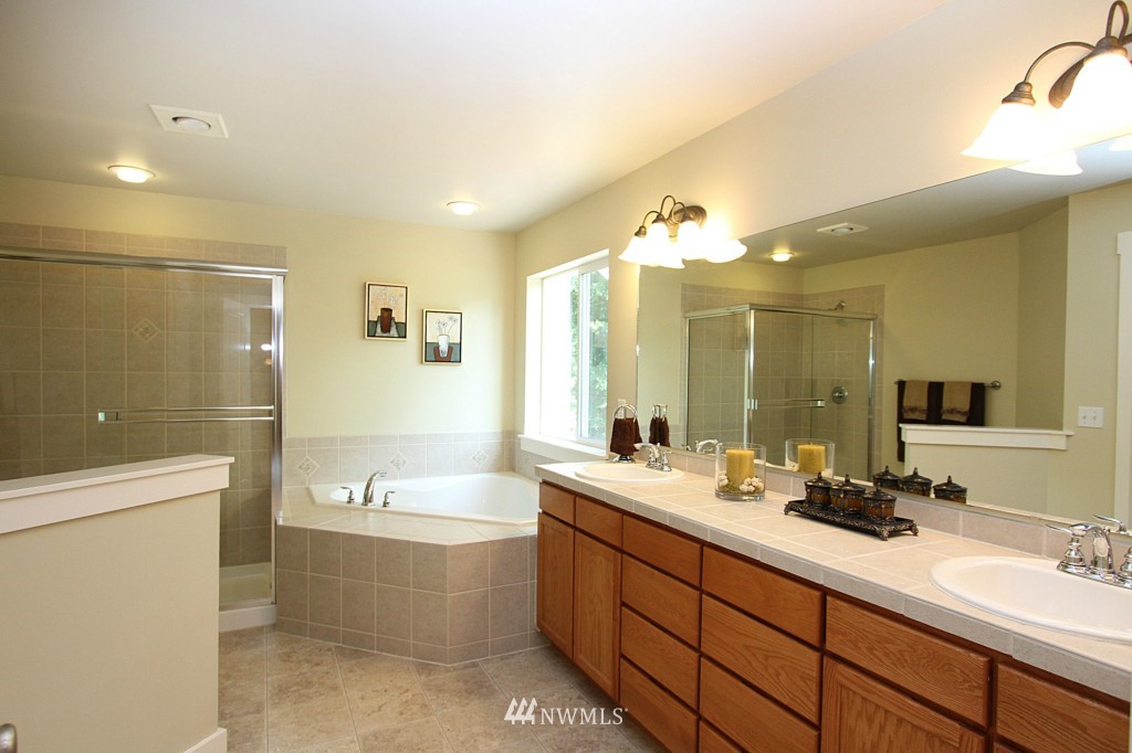 23817 17th Avenue West Bothell, WA 98021 - Photo 11 of 15