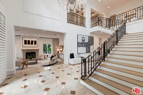 a view of entryway and hall