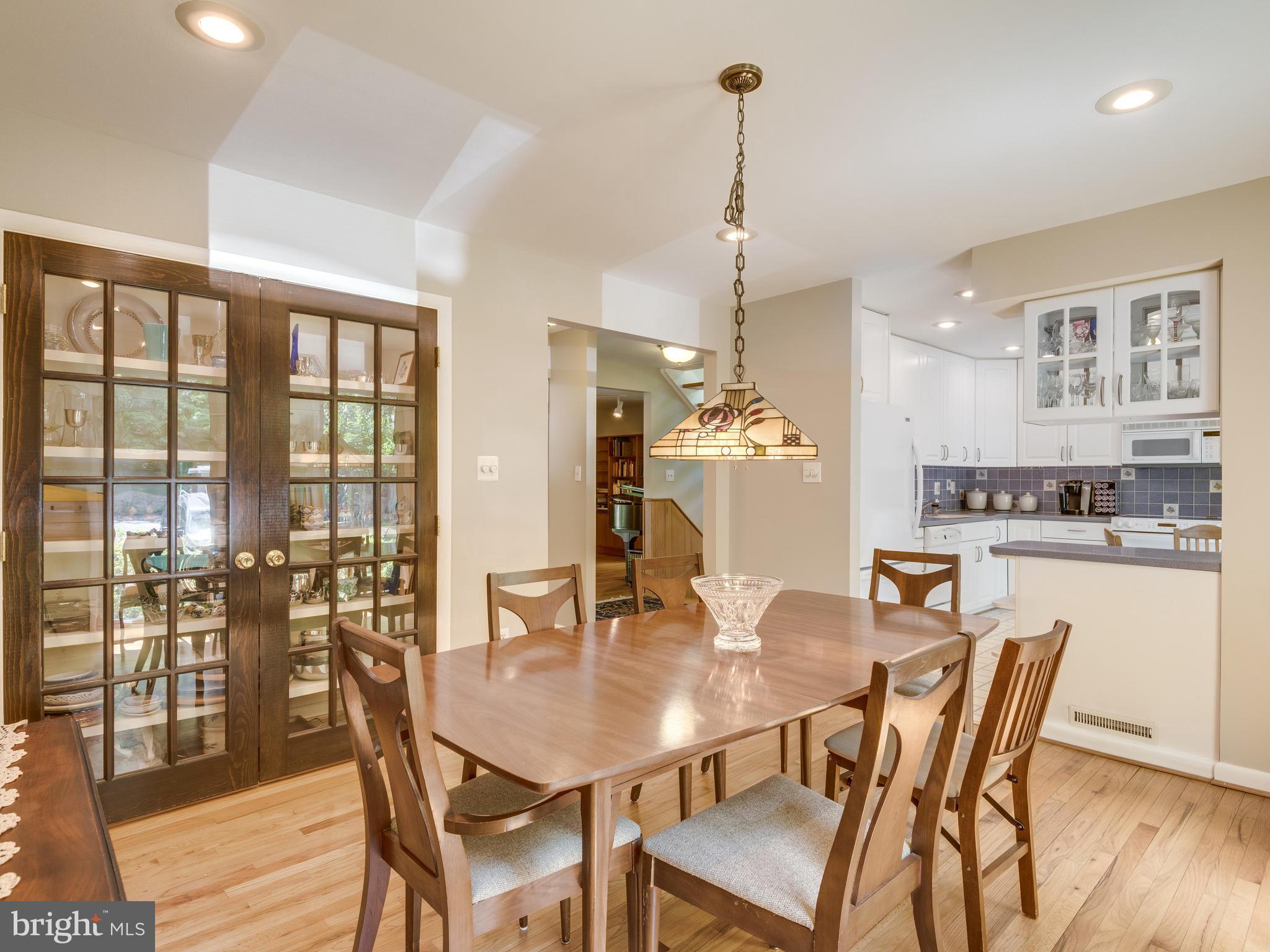 1672 Wainwright Drive Reston, VA 20190 - Photo 8 of 30 Dining Room