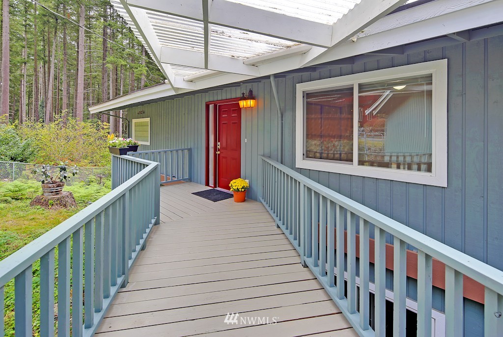 17821 Southeast 145th Street Renton, WA 98059 - Photo 3 of 24