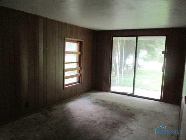 807 Searles Road Toledo, OH 43607 - Photo 4 of 7 Gallery Image 4