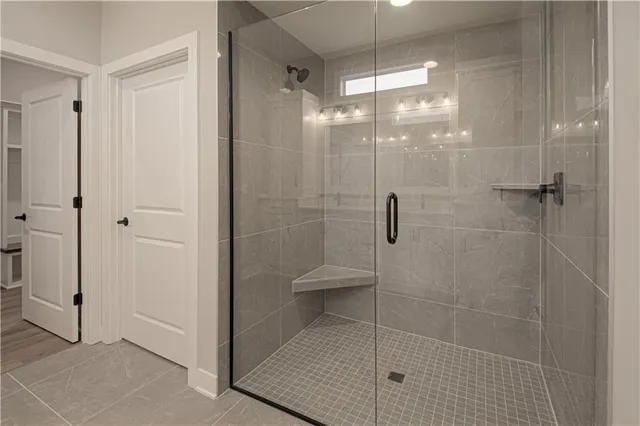 $623,830 | 4624 Southwest Robinson Drive, Lee's Summit, MO 64083