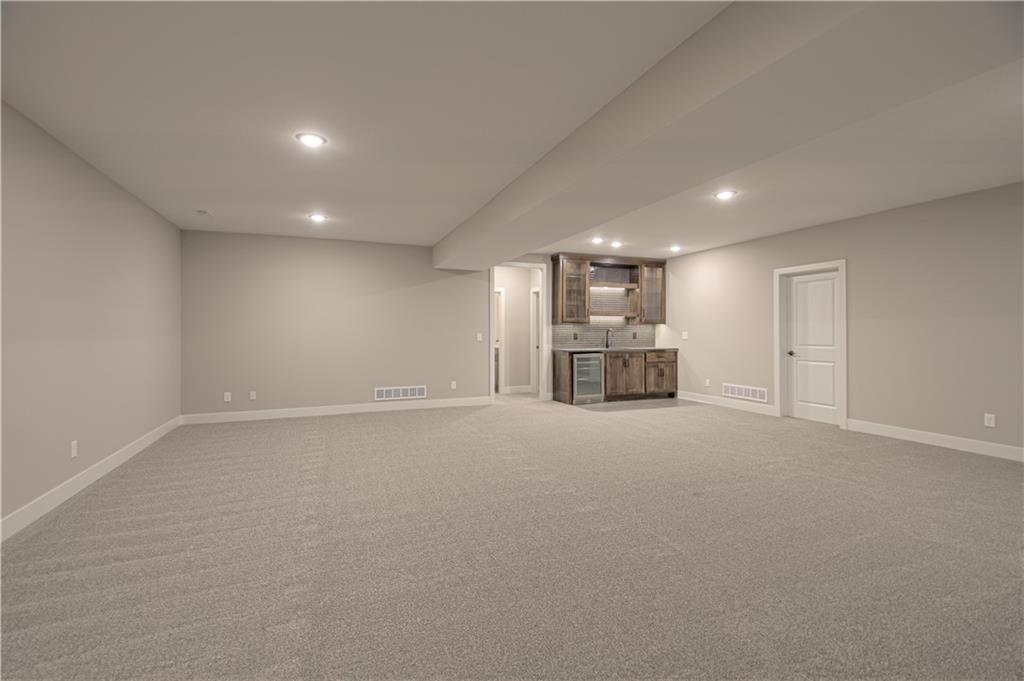 4624 Southwest Robinson Drive Lee's Summit, MO 64083 - Photo 24 of 39