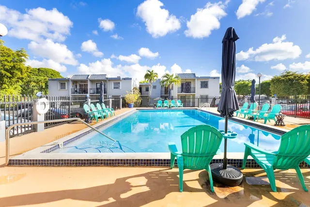 $199,900 | 3181 Southwest 13th Street, Unit 314, Miami, FL 33145