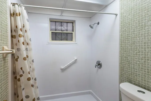 $199,900 | 3181 Southwest 13th Street, Unit 314, Miami, FL 33145