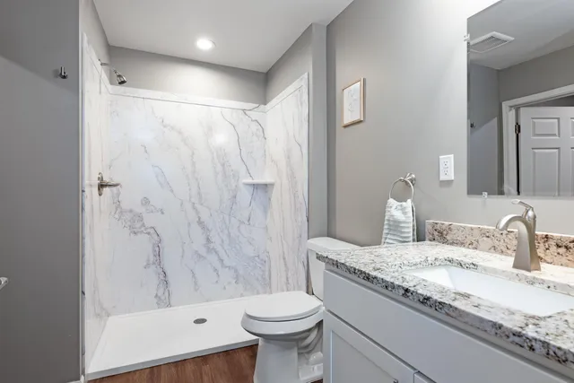 $2,400 | 11070 Brookwood Lane, Taylor, MI 48180