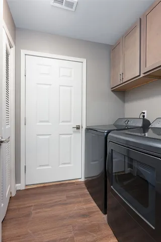 $2,400 | 11070 Brookwood Lane, Taylor, MI 48180