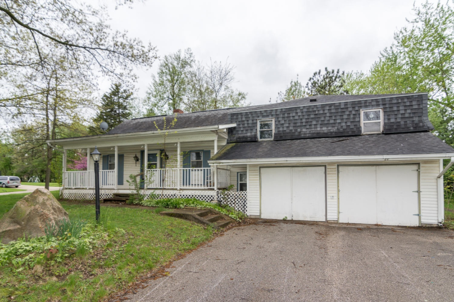 2563 Juniper Road Niles, MI 49120 - Photo 3 of 21 Juniper Front