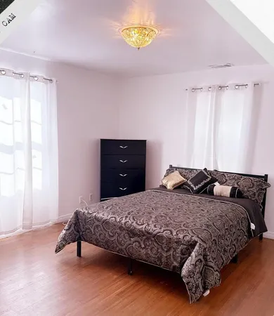 $98,000 | 202 East Roselawn Street, Plainview, TX 79072