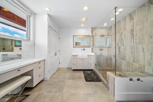 $3,295,000 | 740 Northeast 36th Street, Boca Raton, FL 33431