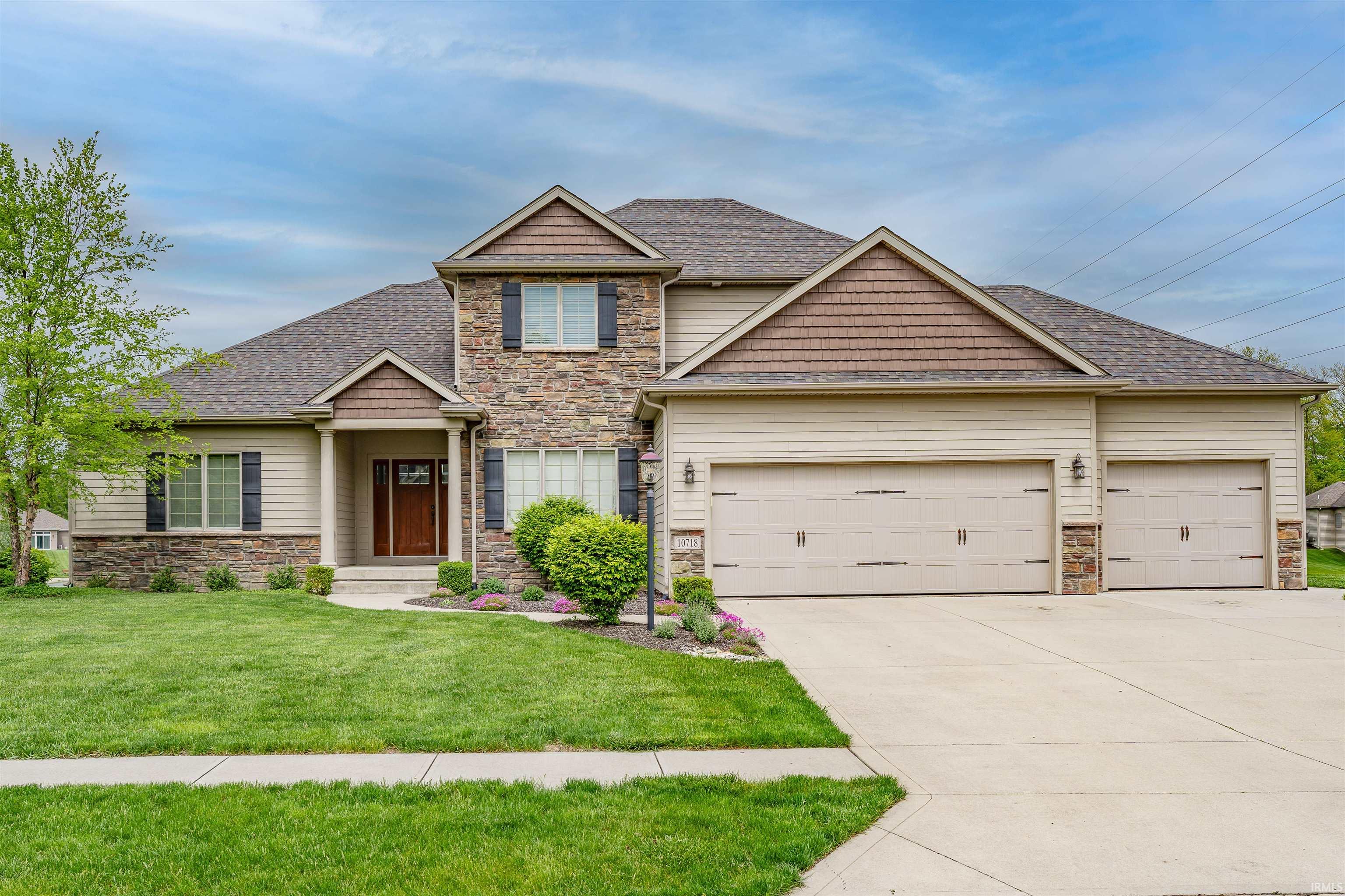 10718 Eagle Riv Run Fort Wayne, IN 46845 - Photo 1 of 36 Gallery Image 1