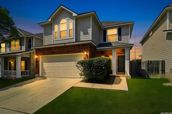 $2,100 | 21827 Goldcrest Run, San Antonio, TX 78258