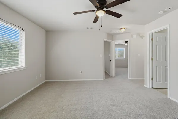 $2,100 | 21827 Goldcrest Run, San Antonio, TX 78258