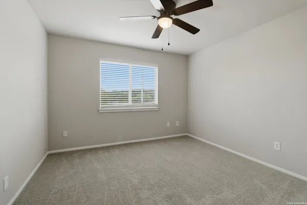 $2,100 | 21827 Goldcrest Run, San Antonio, TX 78258