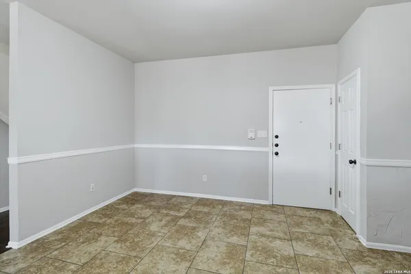 $2,100 | 21827 Goldcrest Run, San Antonio, TX 78258