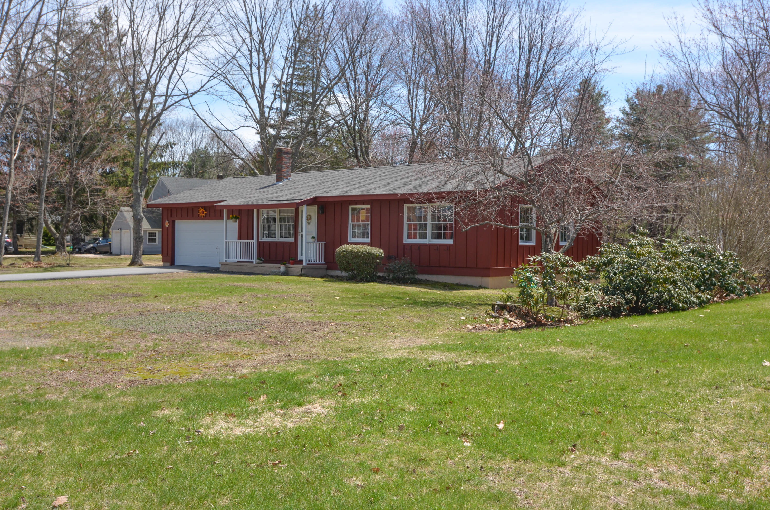 28 Old County Road Scarborough, ME 04074 - Photo 2 of 25 View from the side
