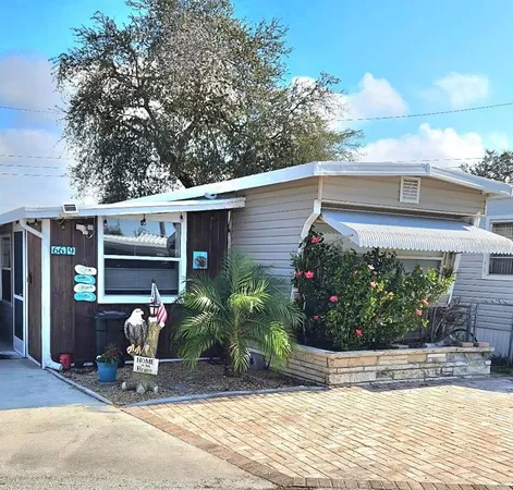 a view front of house with outdoor space